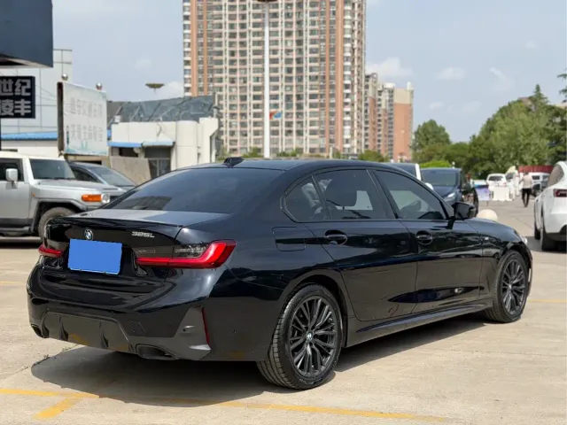 BMW 3 Series — Фото автомобиля 4