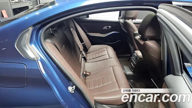 BMW 3-Series 3 серия (G20) 320i Luxury — Фото автомобиля 26
