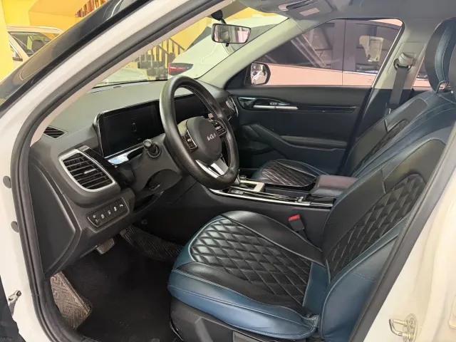 Kia Seltos — Фото автомобиля 15