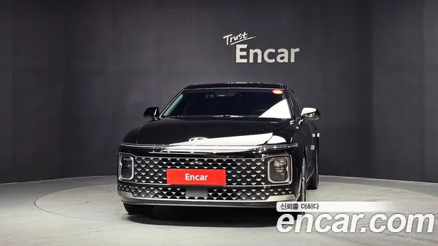 Hyundai Grandeur Grandeur (GN7) 2.5 Бензин 2WD — Фото автомобиля 3