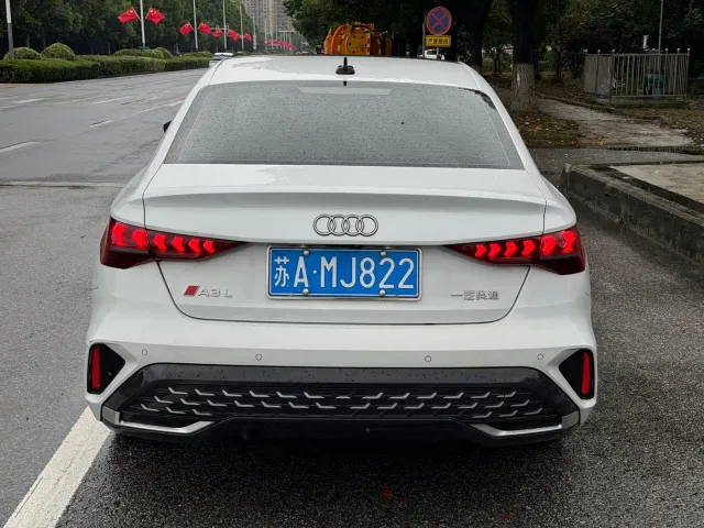 Audi A3 — Фото автомобиля 5