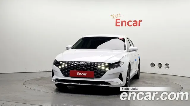 Hyundai Grandeur — Фото автомобиля 3