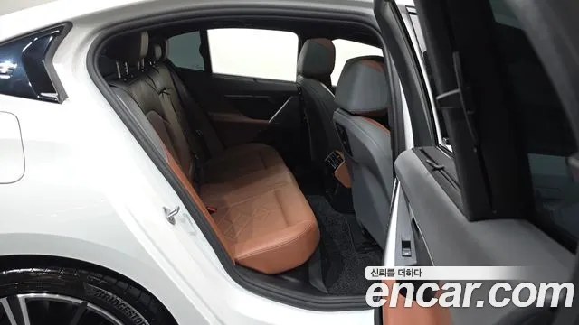 BMW 5-Series 5 серия (G60) 530i xDrive M Sport — Фото автомобиля 13