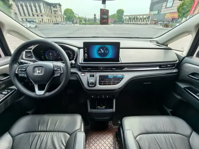 Honda Elysion 2024 2.0L e:HEV Luxury Edition — Фото автомобиля 18