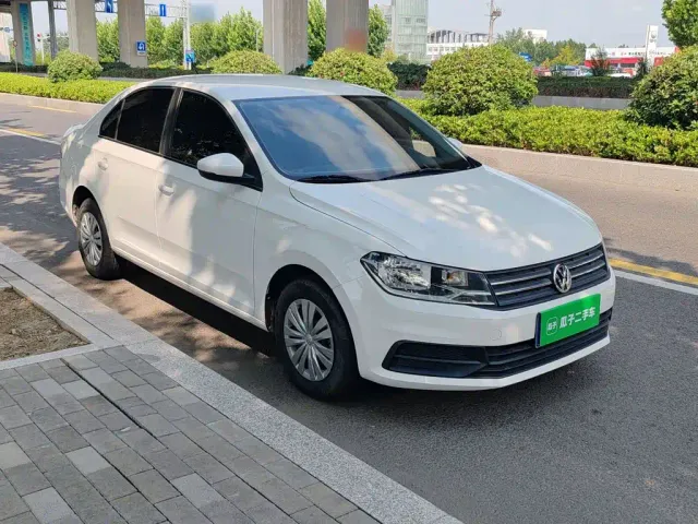 Volkswagen Santana — Фото автомобиля 3