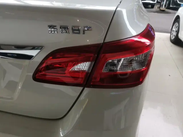 Nissan Sylphy — Фото автомобиля 7