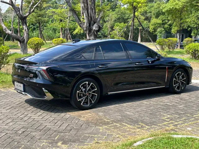 Hongqi H6 — Фото автомобиля 6