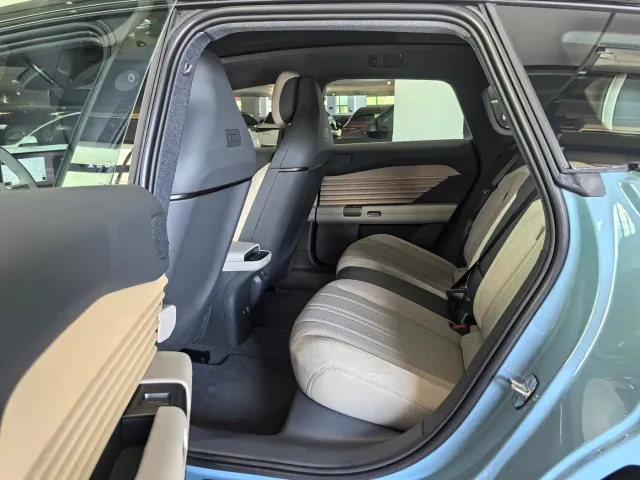 Audi E5 Sportback — Фото автомобиля 6