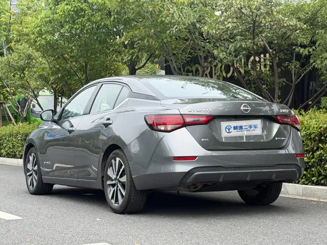 Nissan Sylphy — Фото автомобиля 18