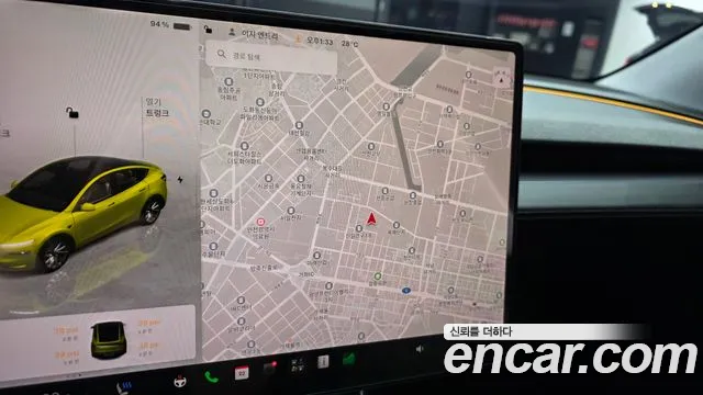 Tesla Model Y — Фото автомобиля 14