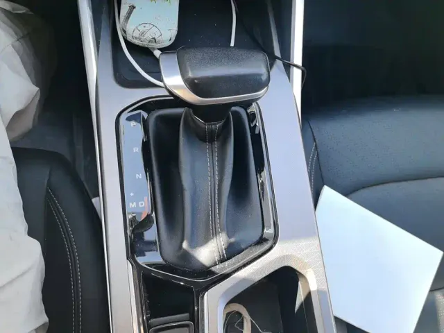 Geely Emgrand — Фото автомобиля 6