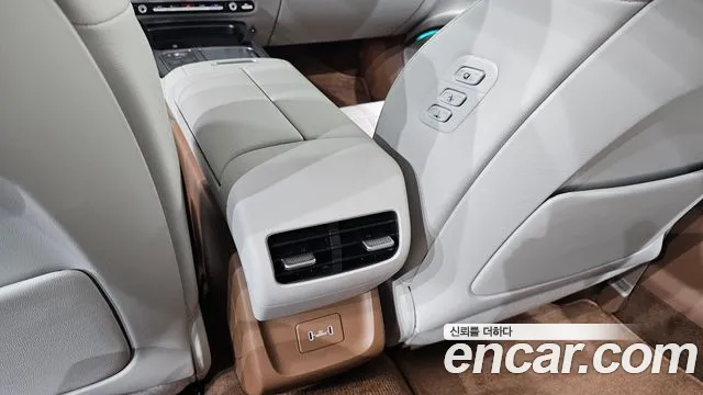 Hyundai Grandeur GN7 — Фото автомобиля 19