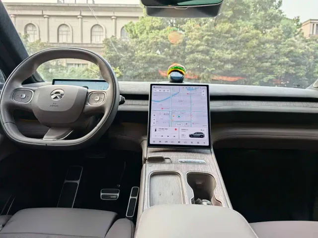Nio ES7 — Фото автомобиля 11