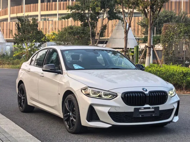 BMW 1 Series — Фото автомобиля 3