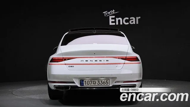 Genesis G90 — Фото автомобиля 4