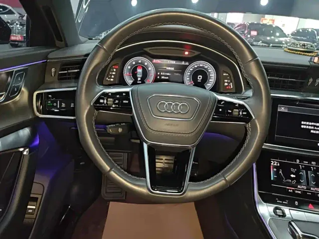 Audi A6L — Фото автомобиля 10