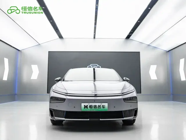 Xpeng P7+ — Фото автомобиля 3