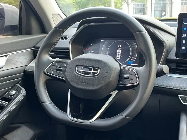 Geely Xingrui — Фото автомобиля 10
