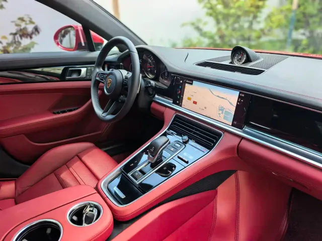 Porsche Panamera — Фото автомобиля 8