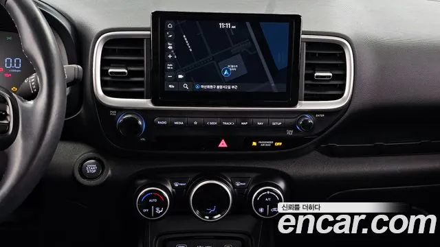 Hyundai Venue — Фото автомобиля 20