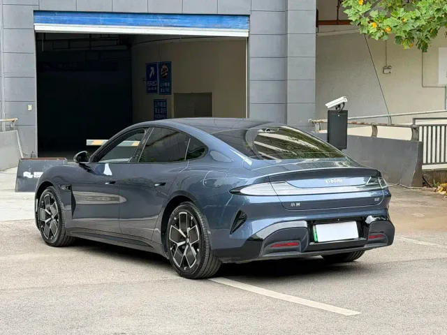 Xiaomi SU7 — Фото автомобиля 4