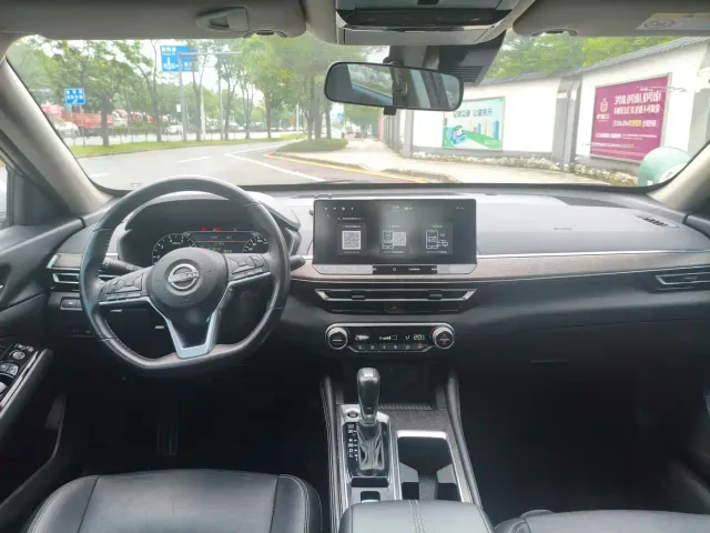 Nissan Teana — Фото автомобиля 10