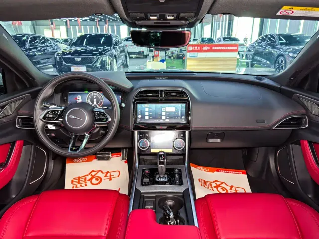 Jaguar XEL — Фото автомобиля 10