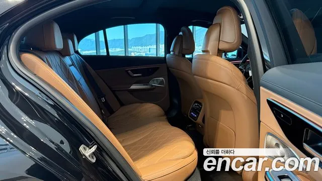 Mercedes-Benz E-Class W214 — Фото автомобиля 17