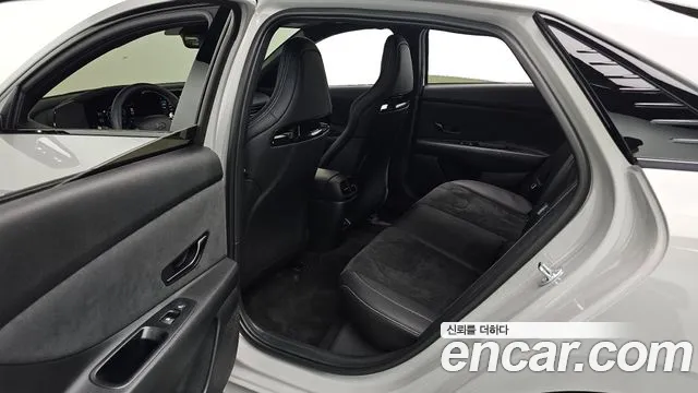Hyundai Avante CN7 — Фото автомобиля 12
