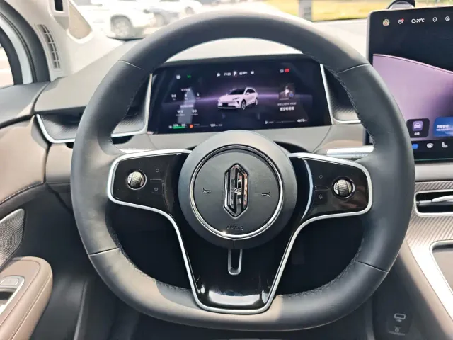 Shangjie SUV — Фото автомобиля 12
