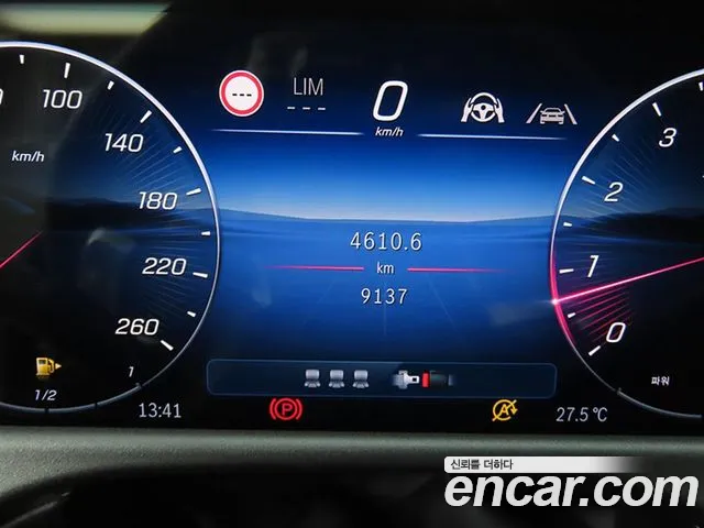 Mercedes-Benz E-Class — Фото автомобиля 9