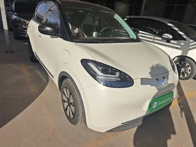 Wuling Bingo — Фото автомобиля 3
