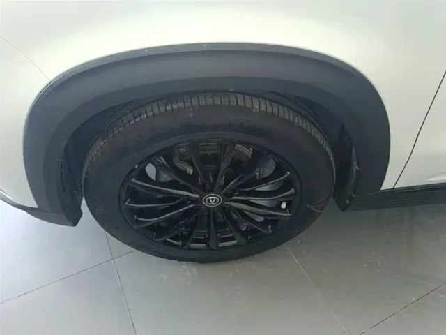 Changan UNI-T — Фото автомобиля 22