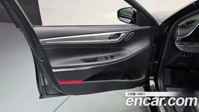 Hyundai Grandeur Grandeur (New) Hybrid — Фото автомобиля 13