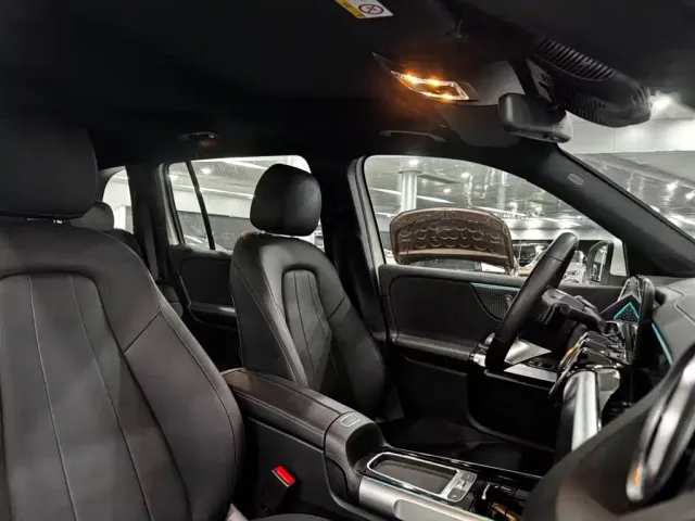Mercedes-Benz GLB-Class — Фото автомобиля 18