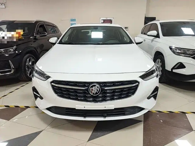 Buick Regal — Фото автомобиля 2