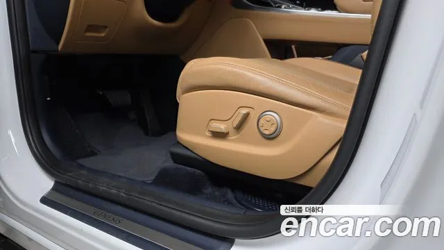 Genesis GV80 2.5T Бензин AWD — Фото автомобиля 29