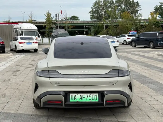 Xiaomi SU7 — Фото автомобиля 9