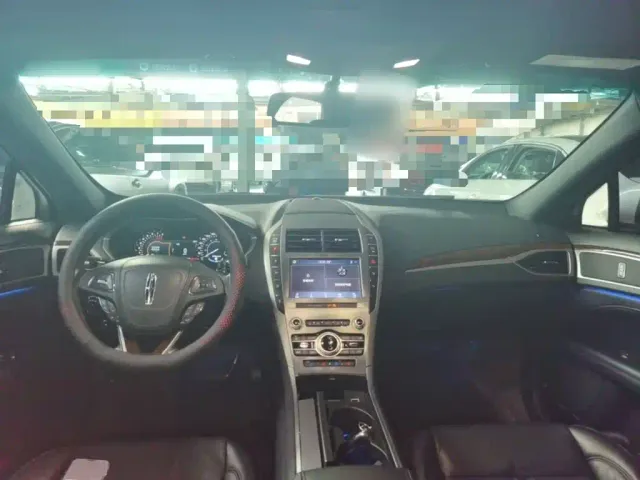 Lincoln MKZ — Фото автомобиля 9