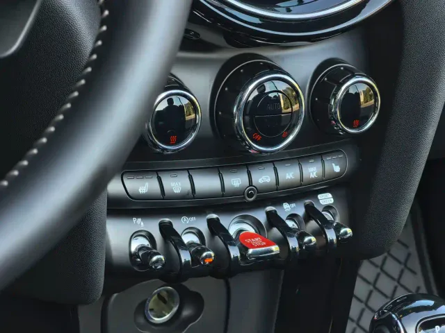 MINI Hatch — Фото автомобиля 9