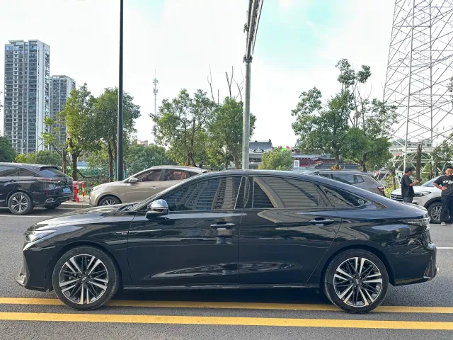 Chery Arrizo 8 — Фото автомобиля 3