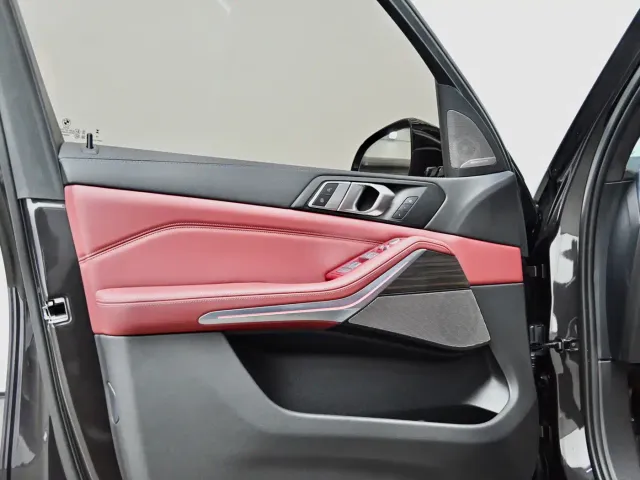 BMW BMW X5 2022 Facelift xDrive 40Li Premium M Sport Package — Фото автомобиля 18