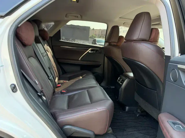 Lexus RX — Фото автомобиля 10