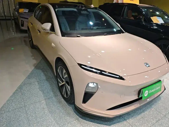 Nio ET5 — Фото автомобиля 3