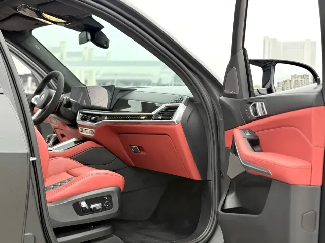 BMW X5 M — Фото автомобиля 7