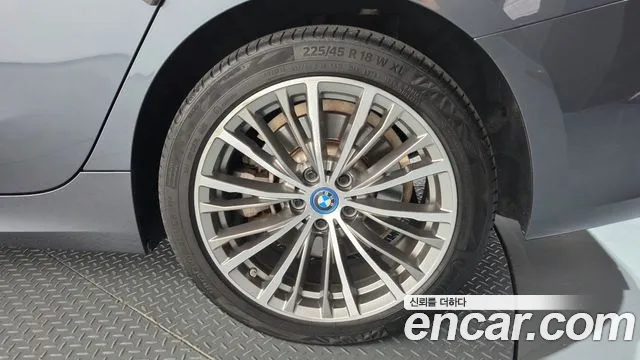 BMW 3-Series 3 серия (G20) — Фото автомобиля 19