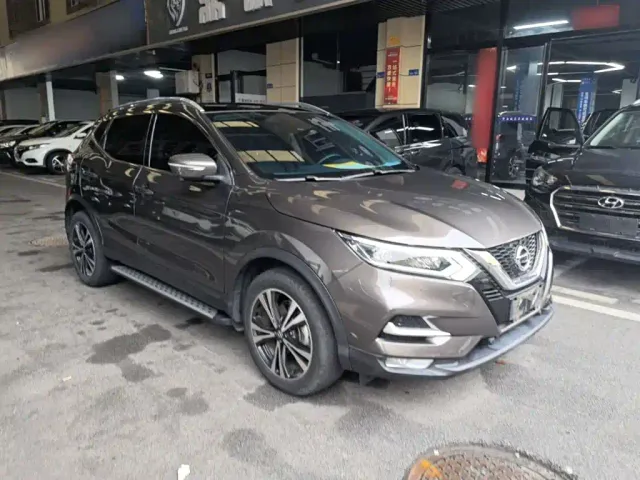 Nissan Qashqai — Фото автомобиля 21