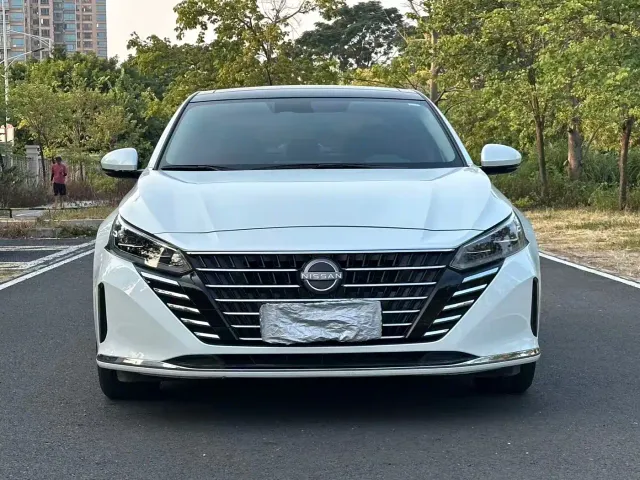 Nissan Teana — Фото автомобиля 2