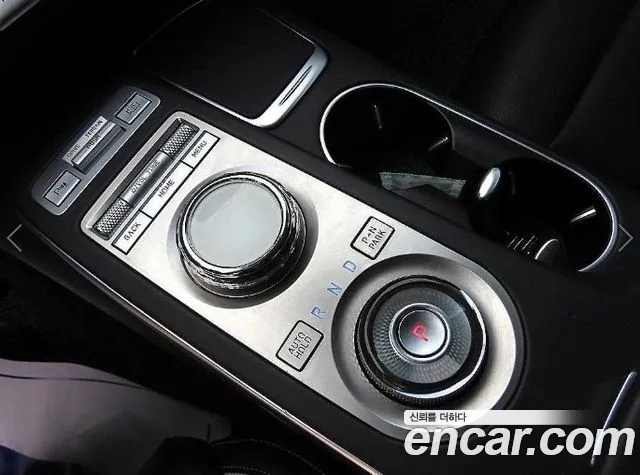 Genesis GV70 Electrified GV70 — Фото автомобиля 11