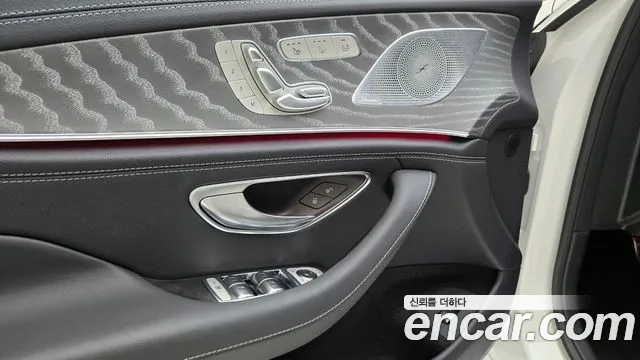 Mercedes-Benz AMG GT 4 двери 43 4MATIC+ — Фото автомобиля 15